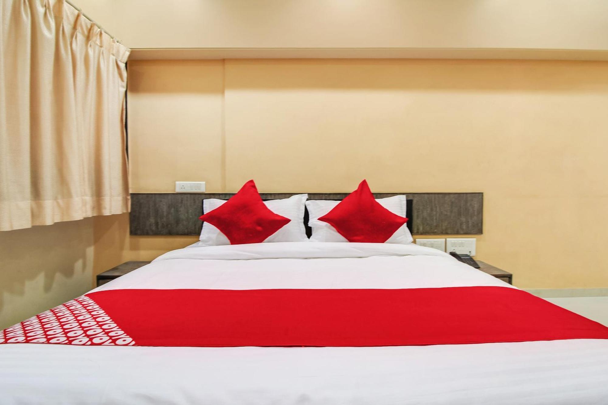 Hotel O Priyanka Residency Solapur Exterior foto
