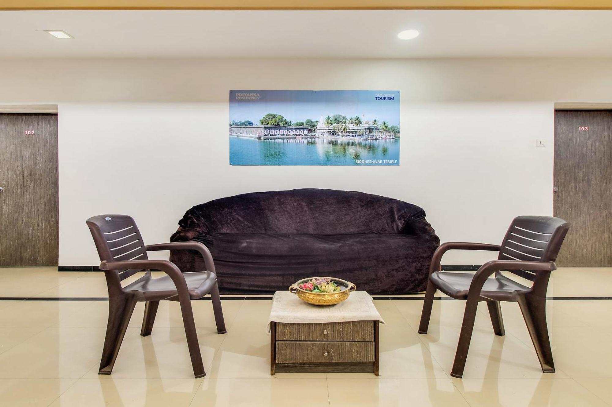Hotel O Priyanka Residency Solapur Exterior foto