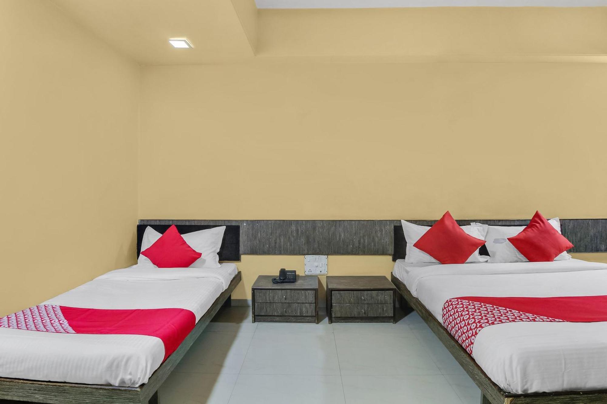 Hotel O Priyanka Residency Solapur Exterior foto